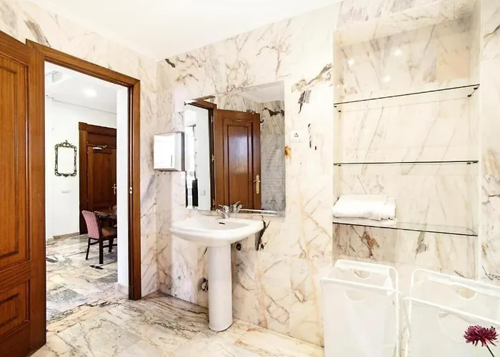 Palacete Del Porvenir Sevilla