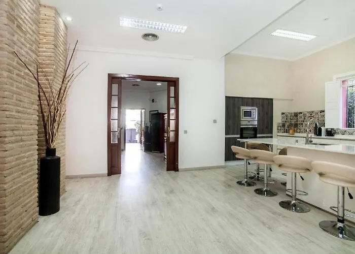 Palacete Del Porvenir *